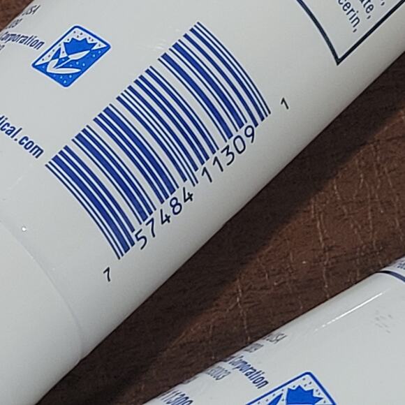 New Ca-Rezz Antibacterial Skin Care Norisc Cream Wt 9.7oz (275g) each Set of 2 - Picture 4 of 6